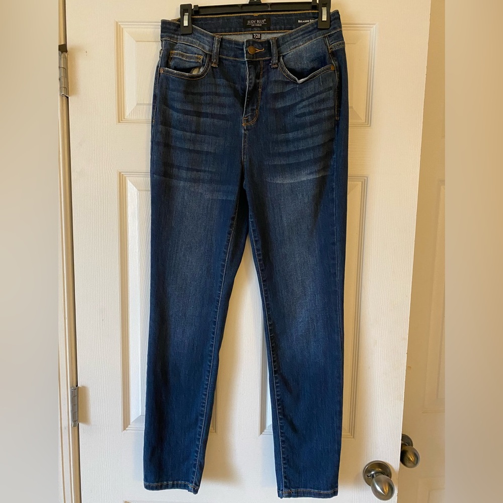 Judy Blue jeans relaxed fit jeans high rise. Size 7/28